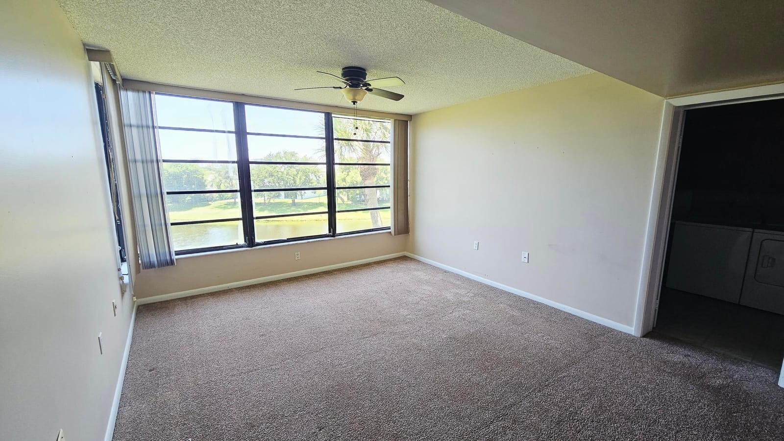 3630 WHITEHALL Drive 303, West Palm Beach, FL 33401 photo 5