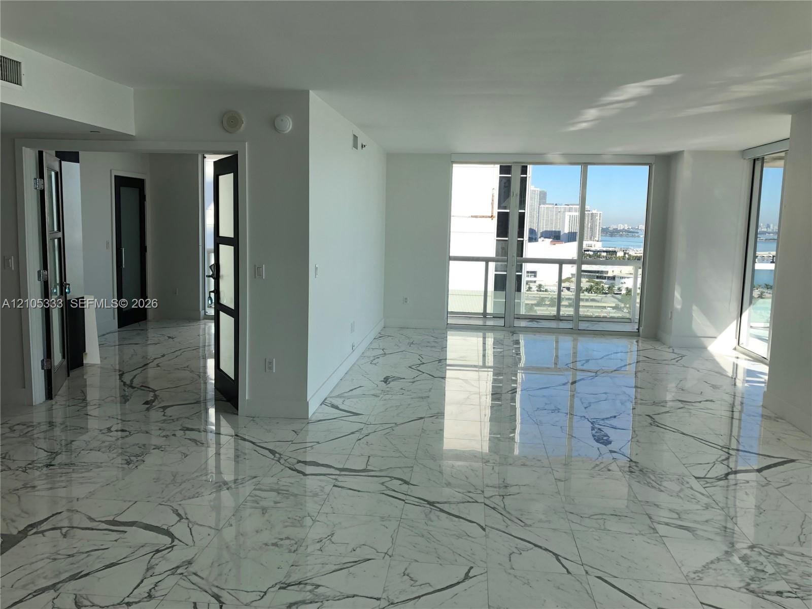 50 Biscayne Boulevard 2102 — photo 9