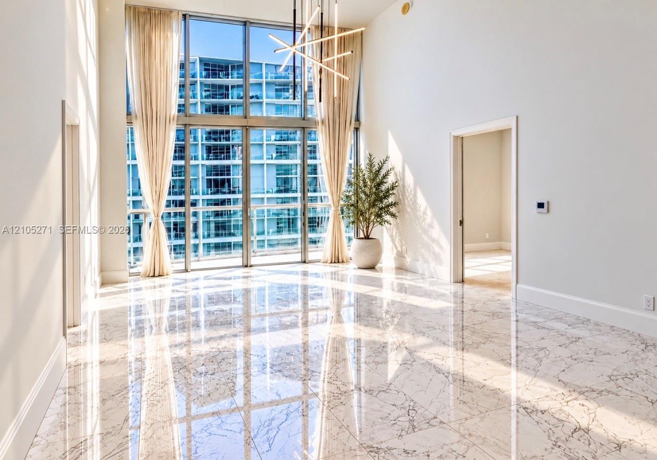475 Brickell Avenue 2209, Miami, FL 33131