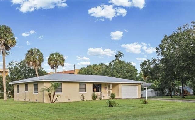 1855 39th Avenue, Vero Beach, FL 32960