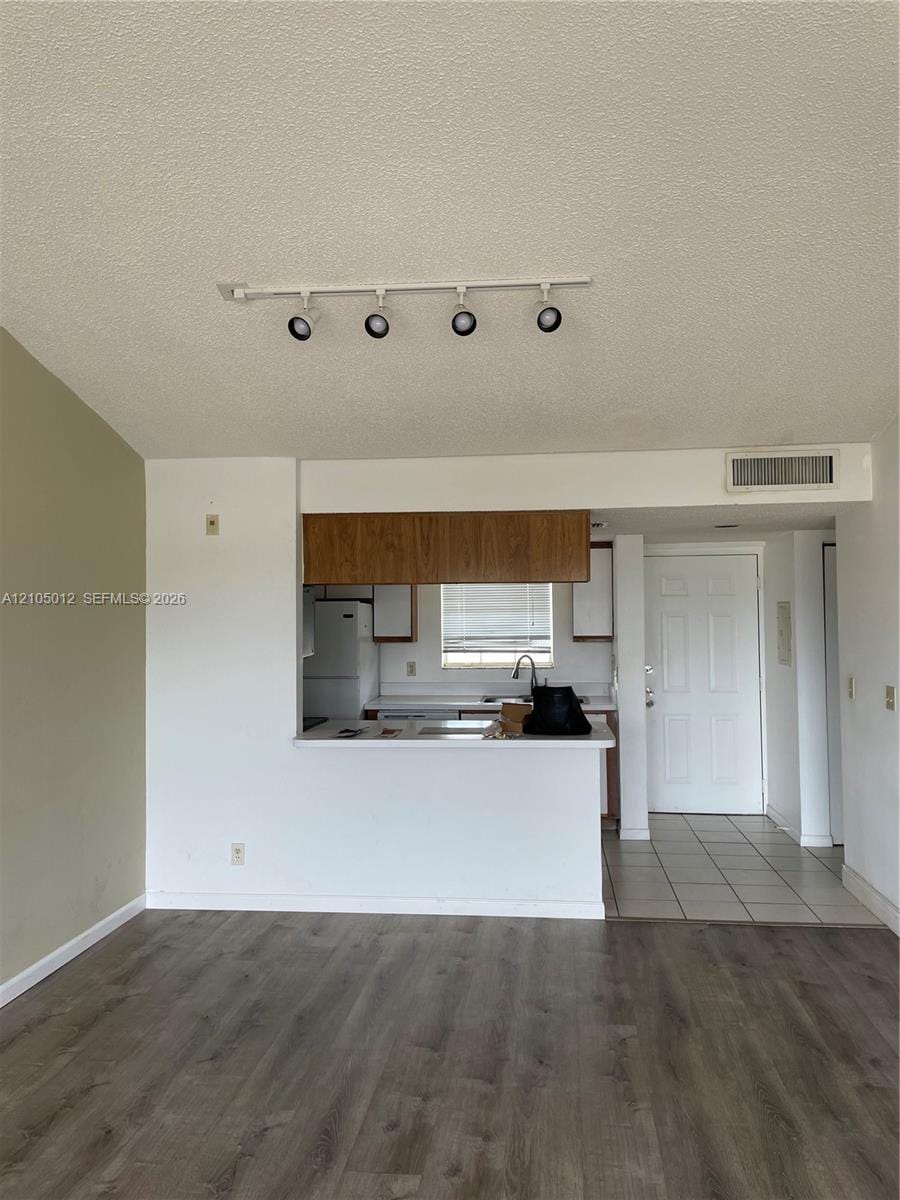 6284 La Costa Drive L — photo 4