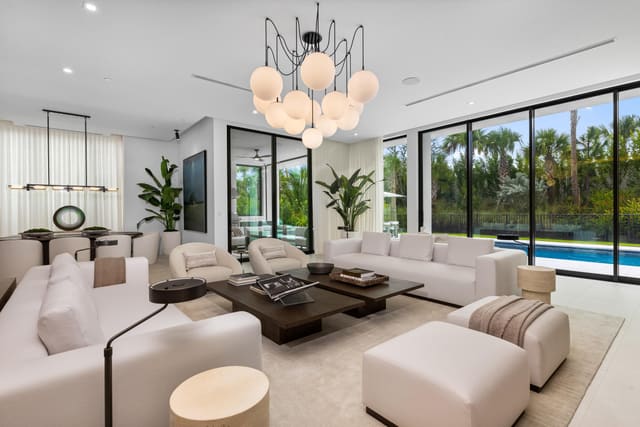 10409 BERNINA Drive, Palm Beach Gardens, FL 33412