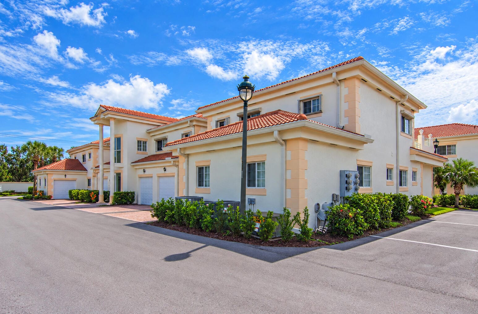 520 7TH Square, Vero Beach, FL 32962