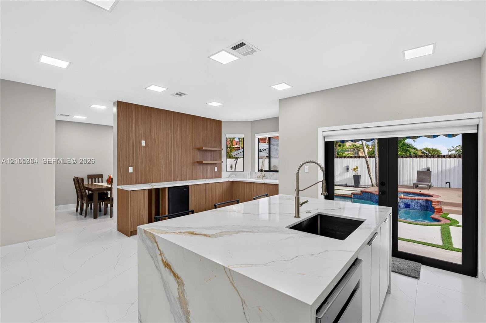 15217 SW 36th Terrace — photo 6