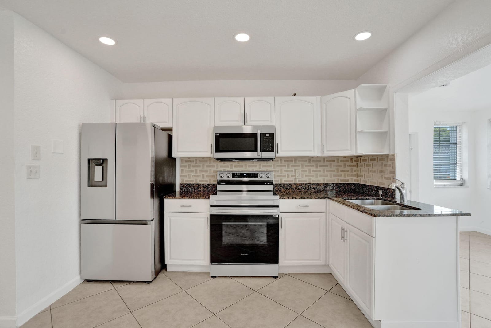4553 NW 16TH Terrace, Tamarac, FL 33309 photo 11