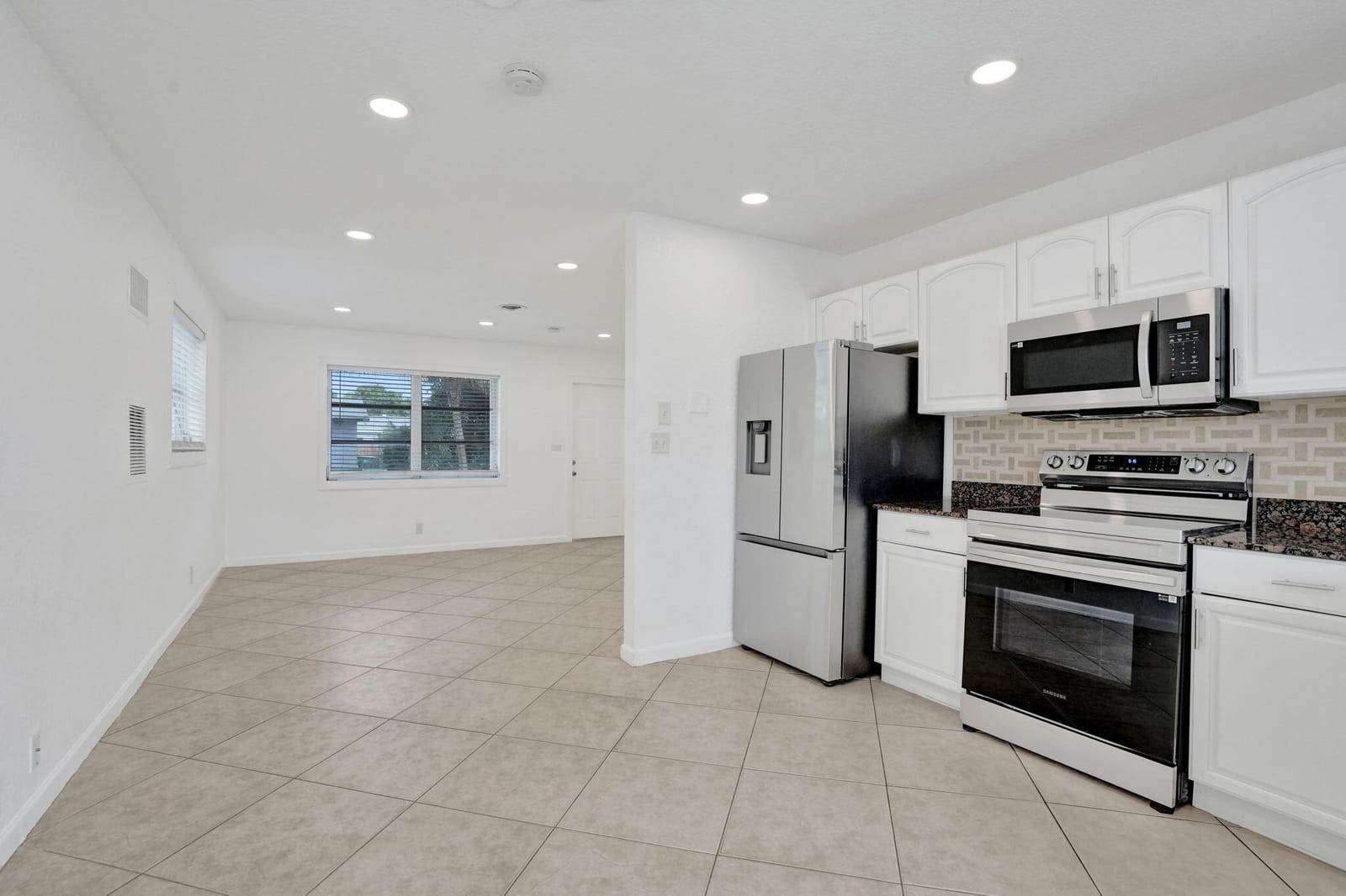 4553 NW 16TH Terrace, Tamarac, FL 33309 photo 12