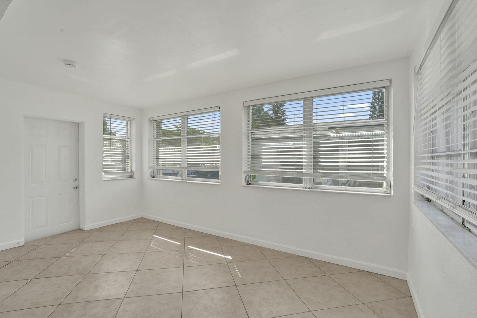 4553 NW 16TH Terrace, Tamarac, FL 33309 photo 13