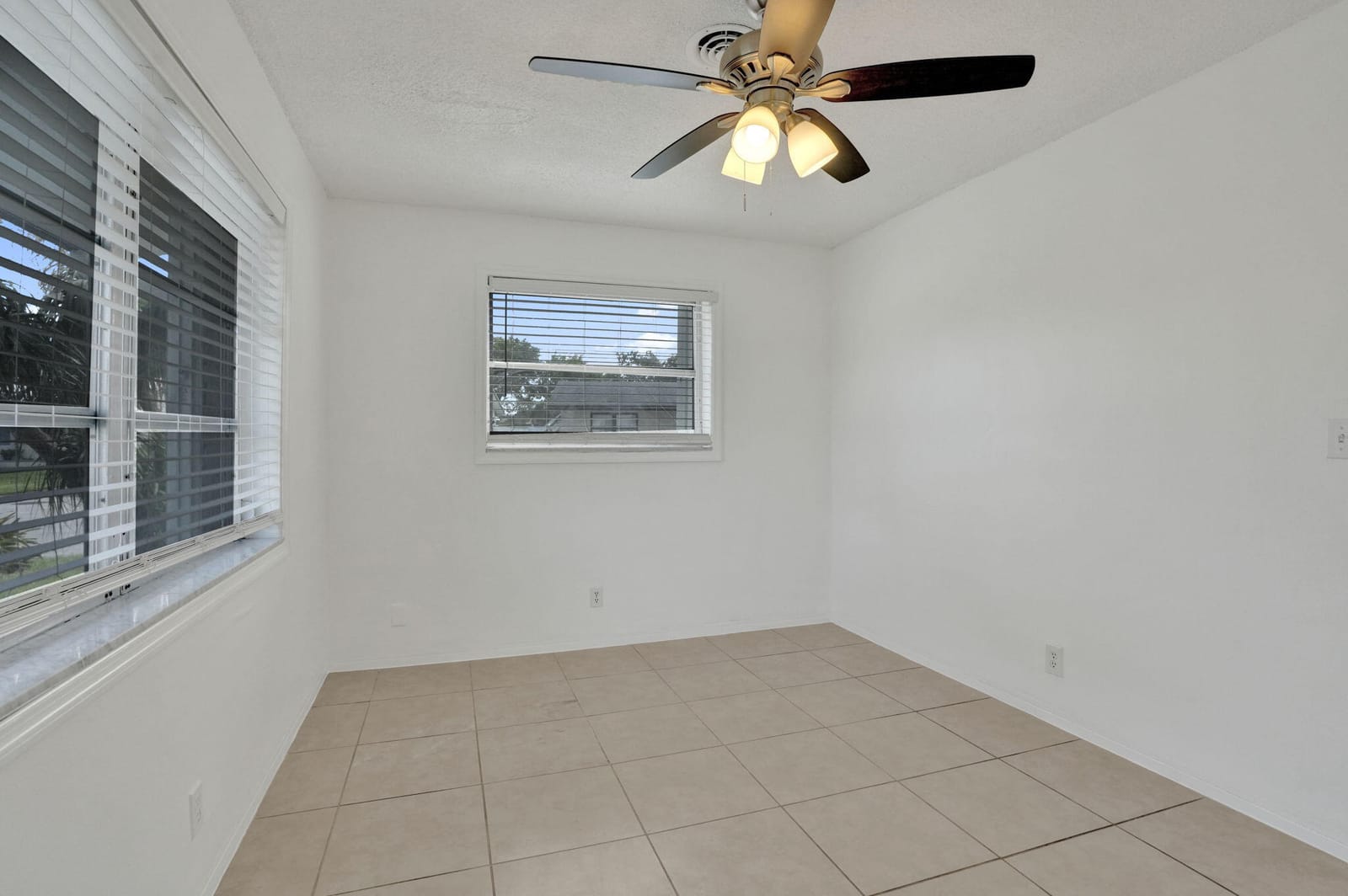 4553 NW 16TH Terrace, Tamarac, FL 33309 photo 21