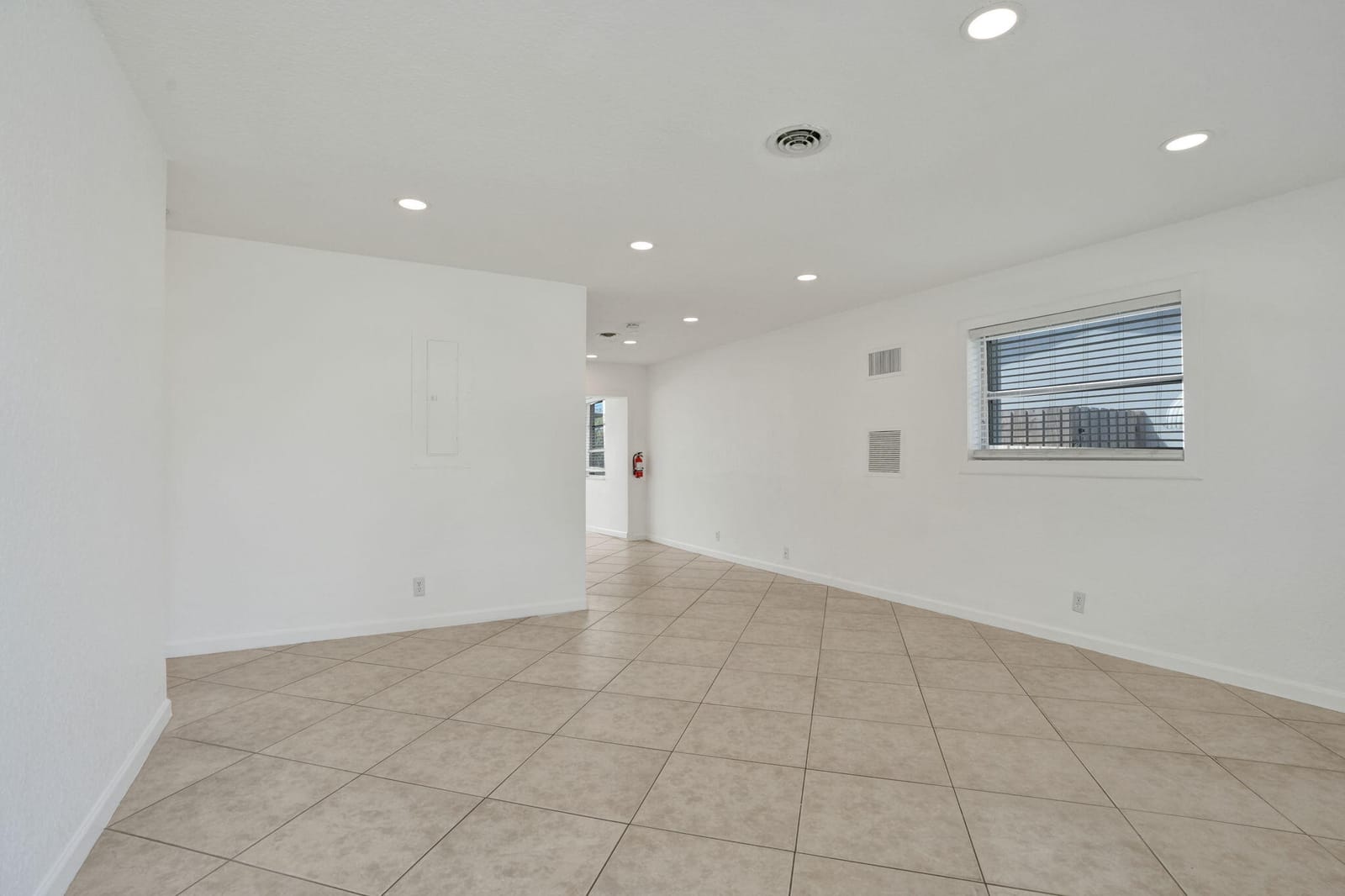 4553 NW 16TH Terrace, Tamarac, FL 33309 photo 6