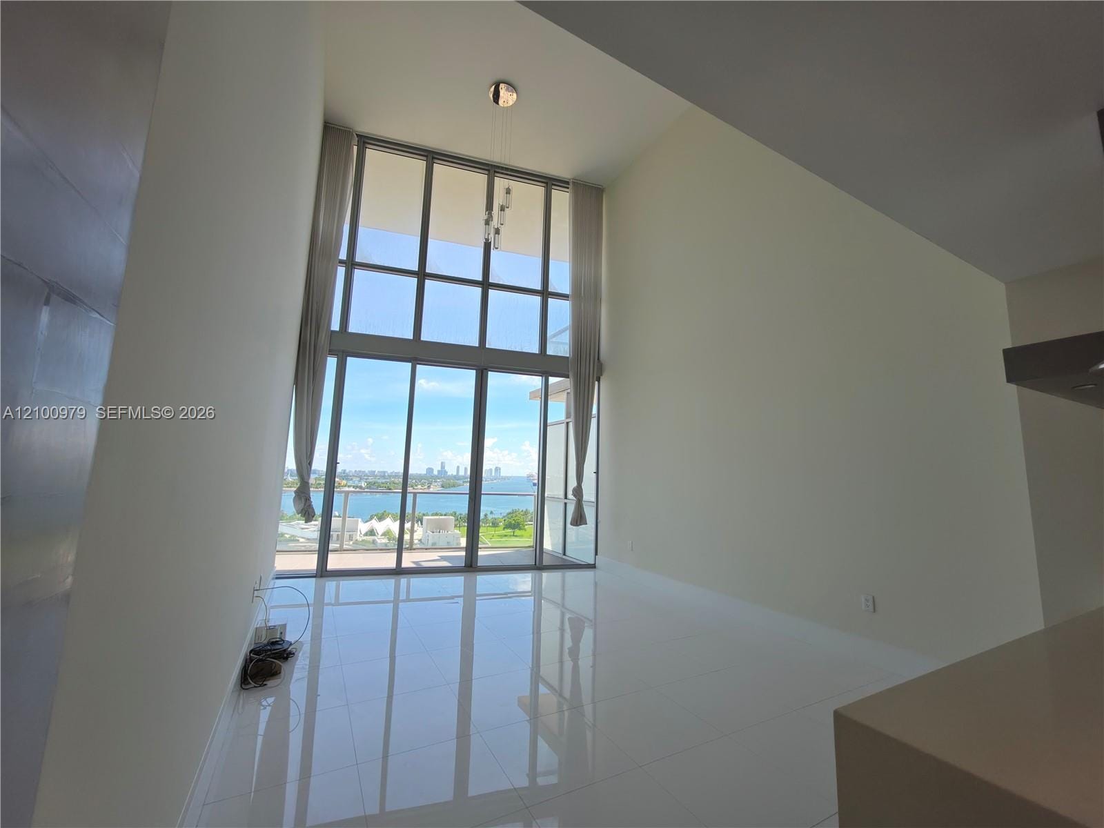 1100 Biscayne Boulevard 1703, Miami, FL 33132 photo 2