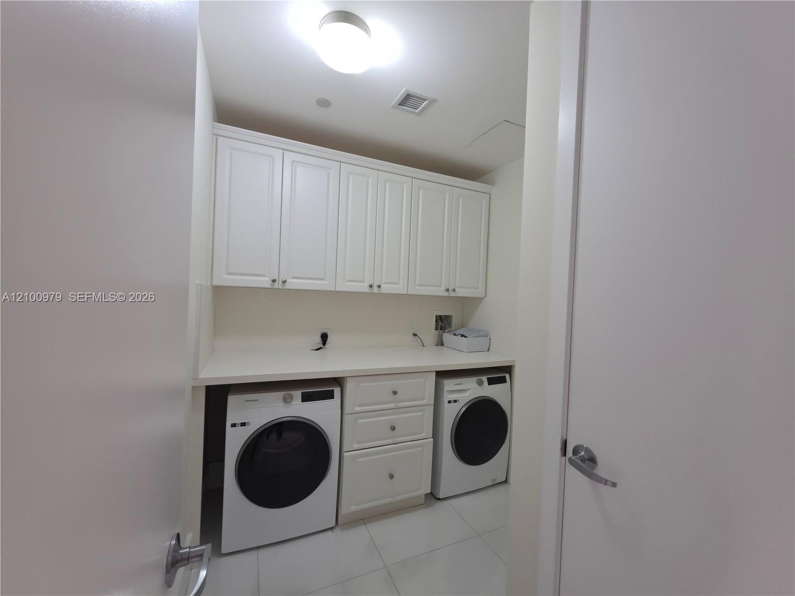 1100 Biscayne Boulevard 1703, Miami, FL 33132 photo 12