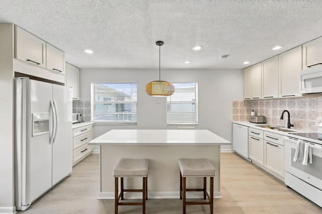 74 NORMANDY B, Delray Beach, FL 33484