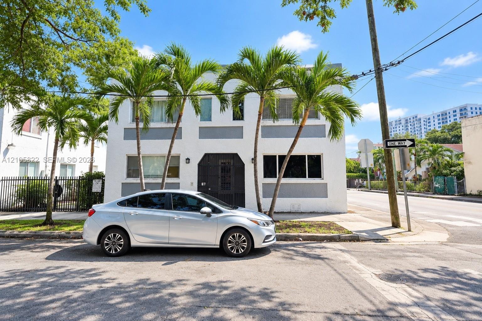 103 NW 6th Avenue 3