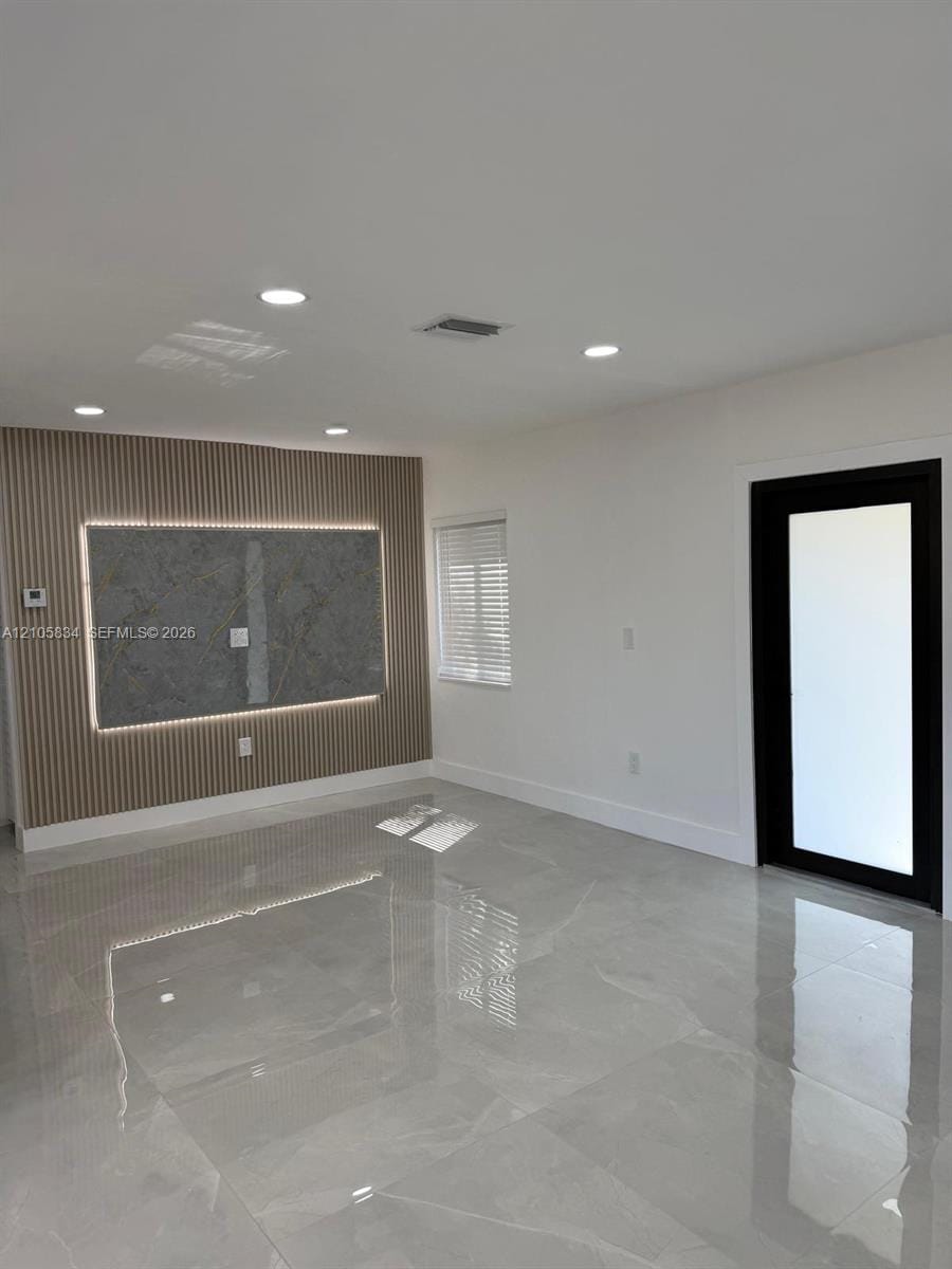 775 E 6th Place — photo 11