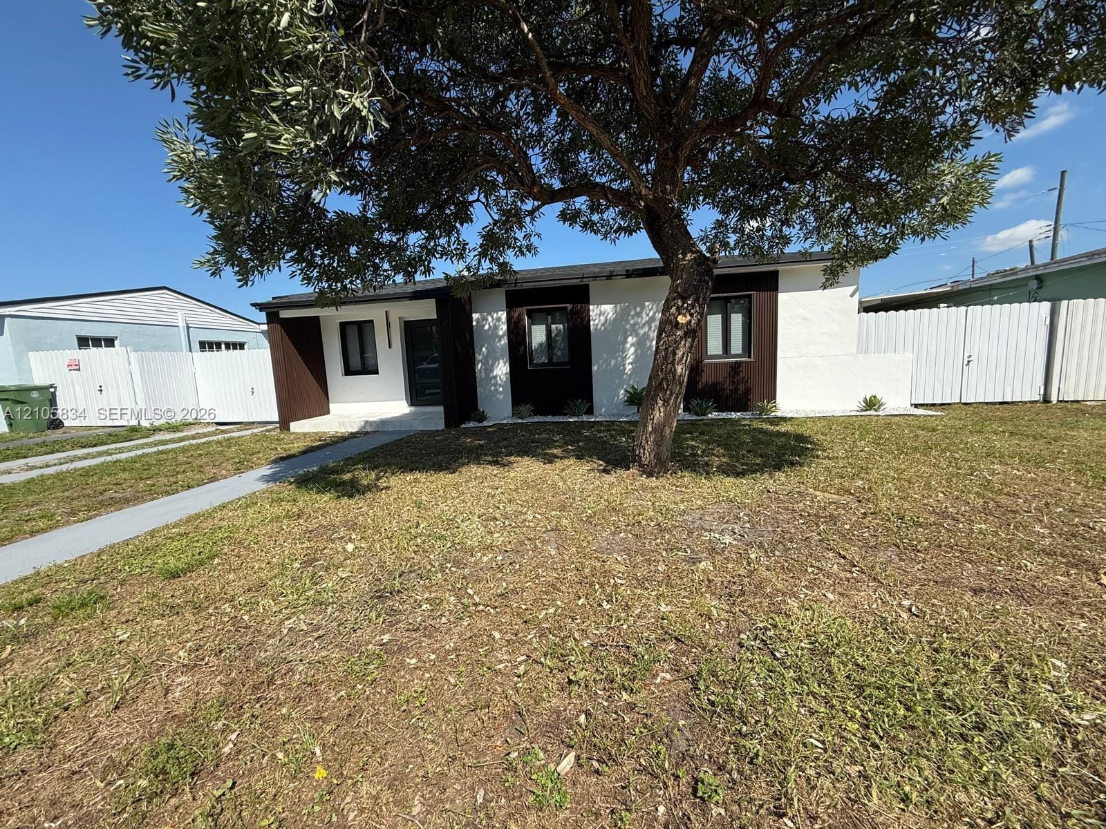 775 E 6th Place — photo 5