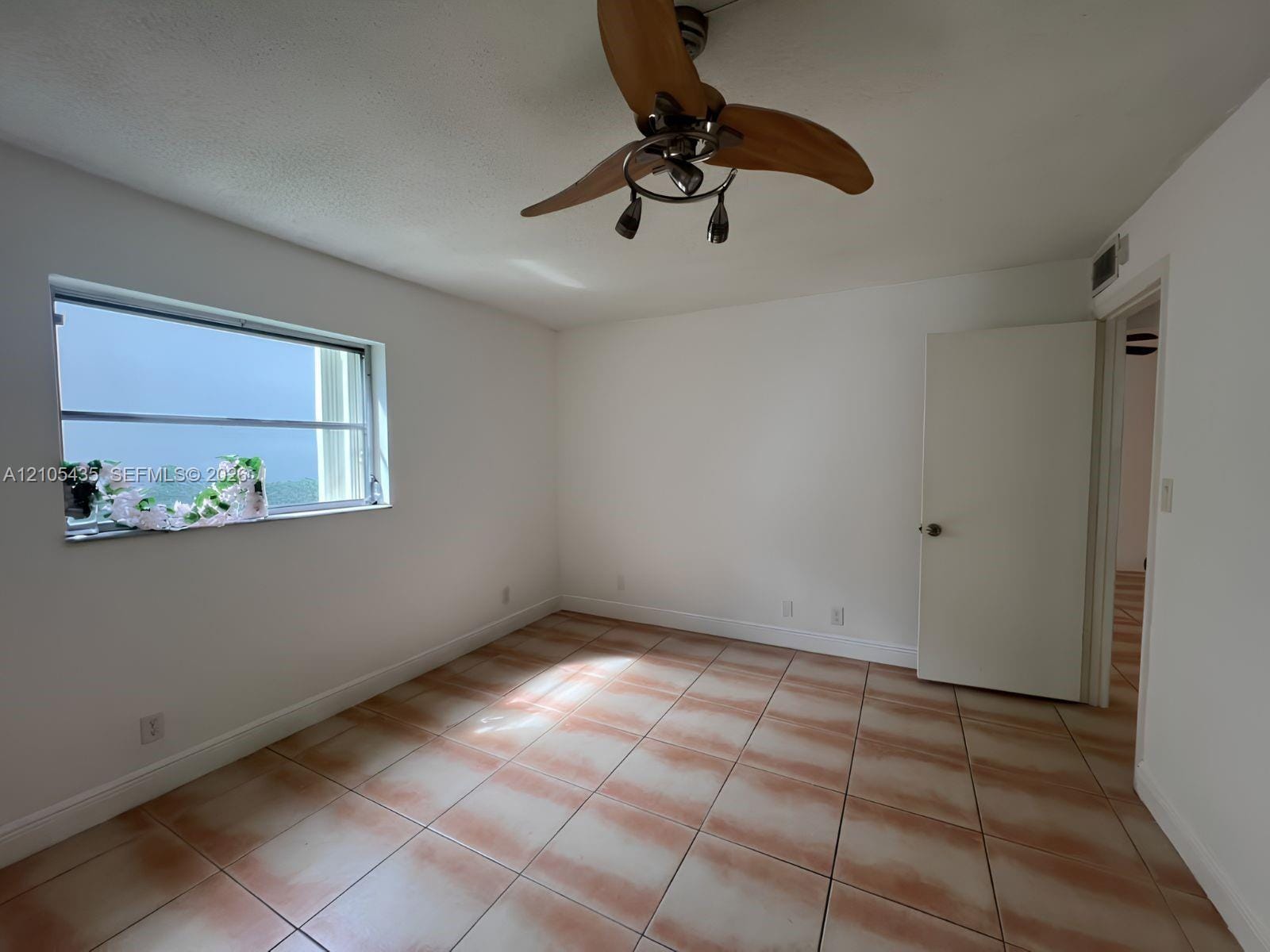 1428 SE 4th Avenue 159 — photo 8