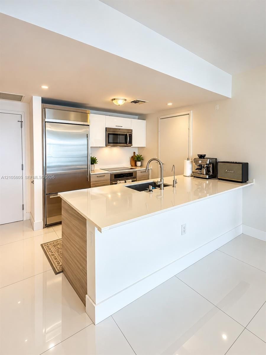 1300 Brickell Bay Drive 3405, Miami, FL 33131 photo 3