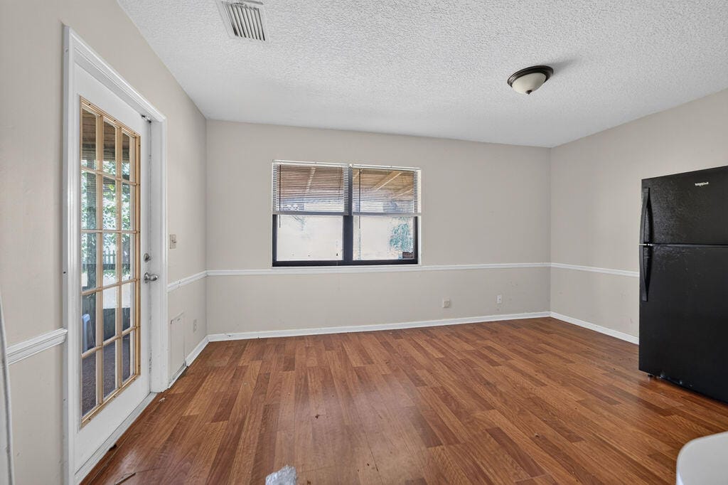 7625 CANAL Drive — photo 4