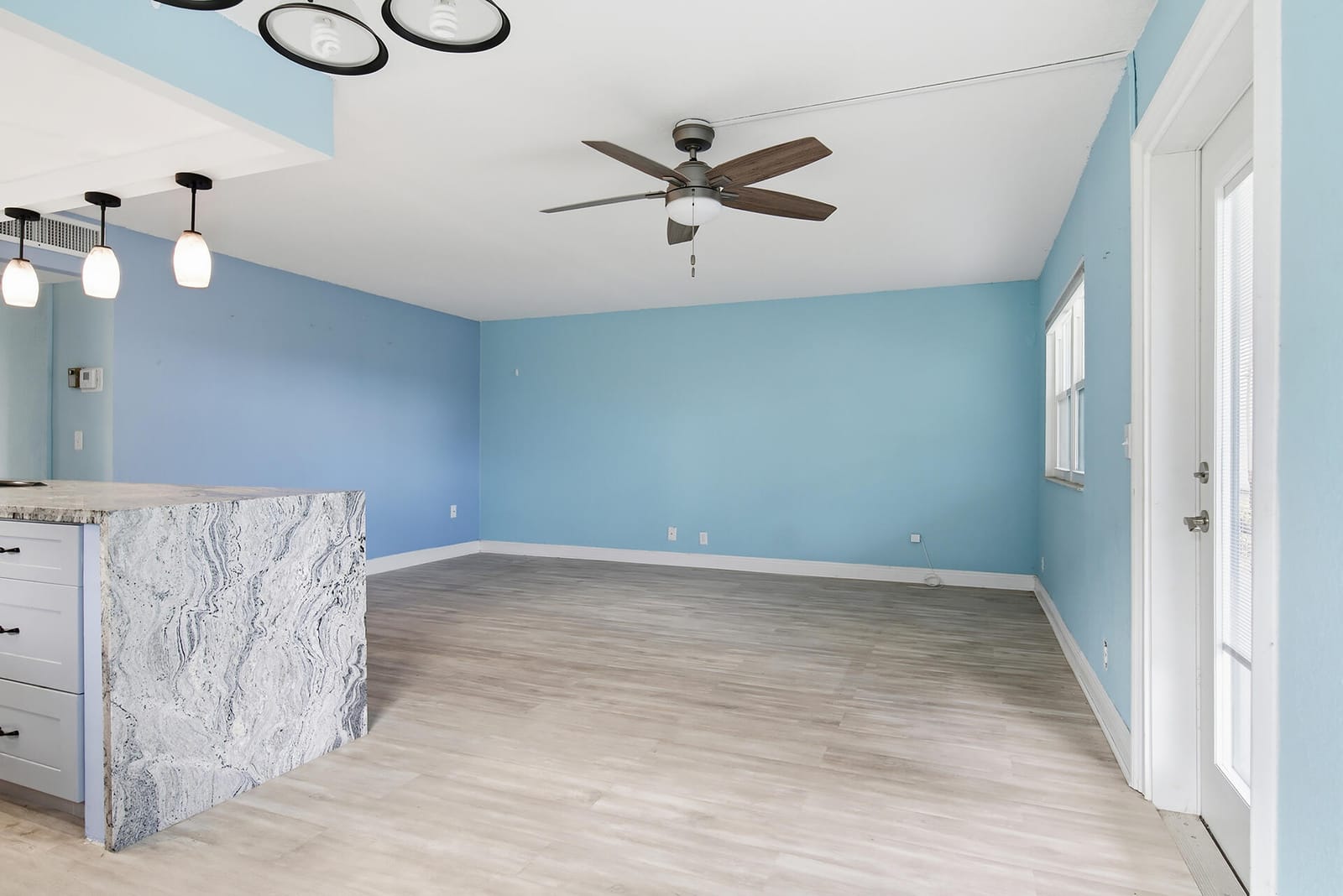 220 Tuscany D — photo 8