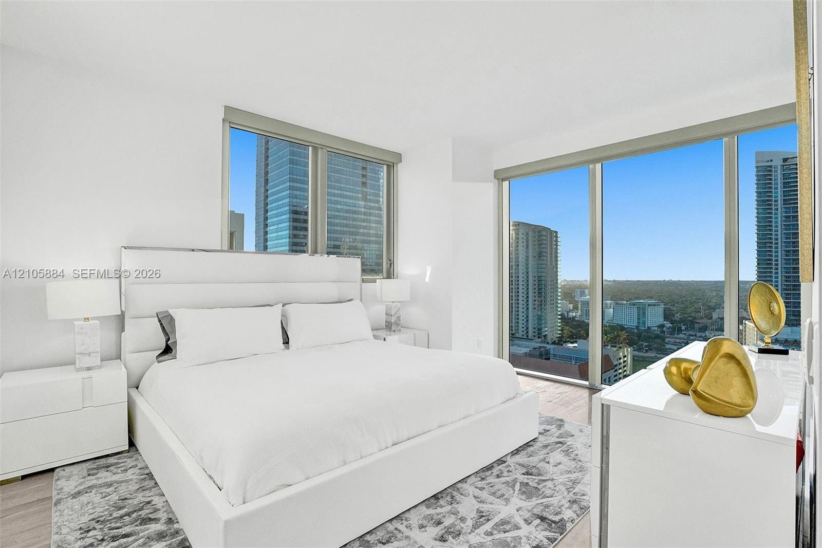 1300 Brickell Bay Drive 2702, Miami, FL 33131 photo 2