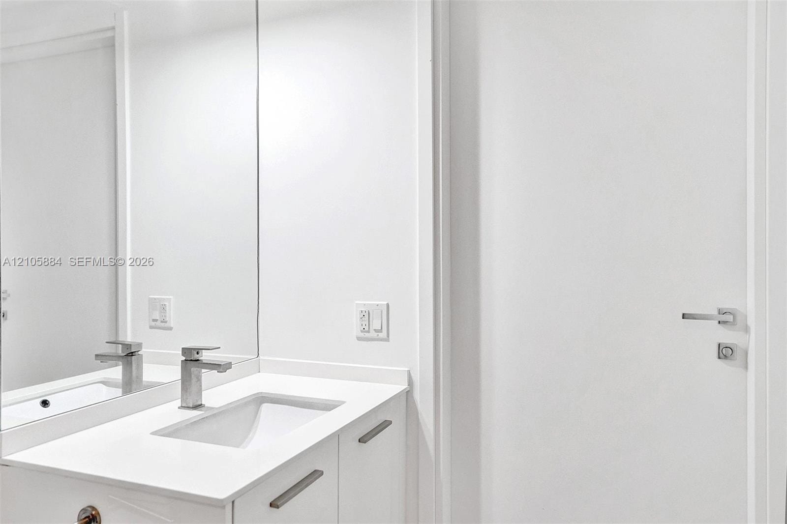 1300 Brickell Bay Drive 2702, Miami, FL 33131 photo 16