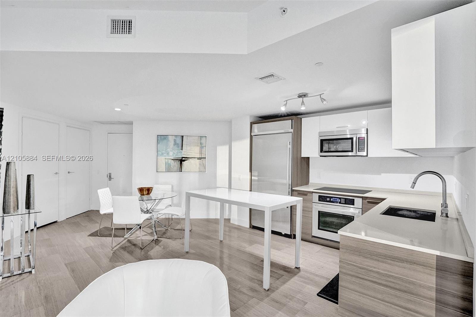 1300 Brickell Bay Drive 2702, Miami, FL 33131 photo 23