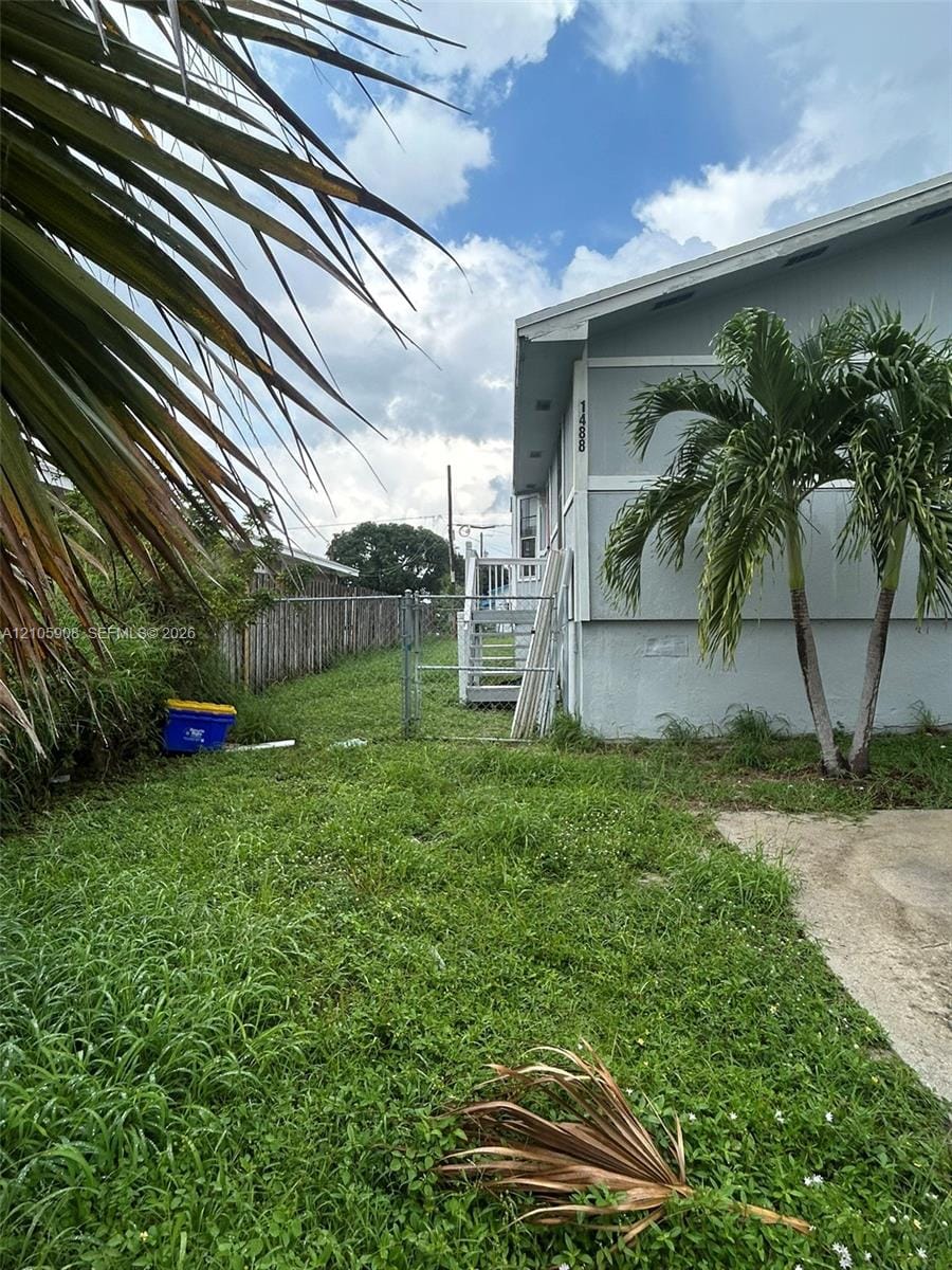 1488 W 31st Street, Riviera Beach, FL 33404 photo 2