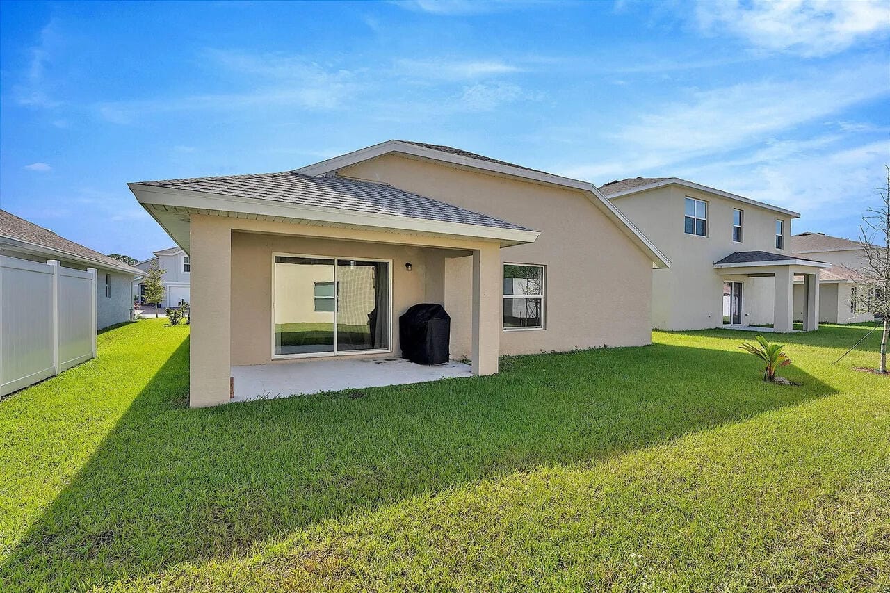 9728 Starboard Drive — photo 10