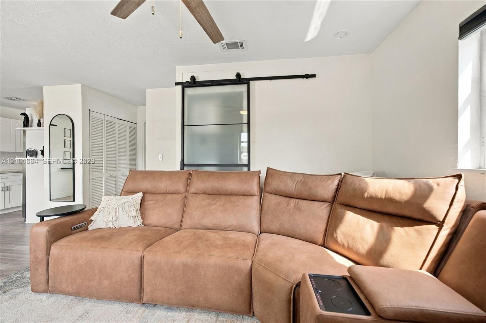 2632 NE 15th Avenue — photo 7