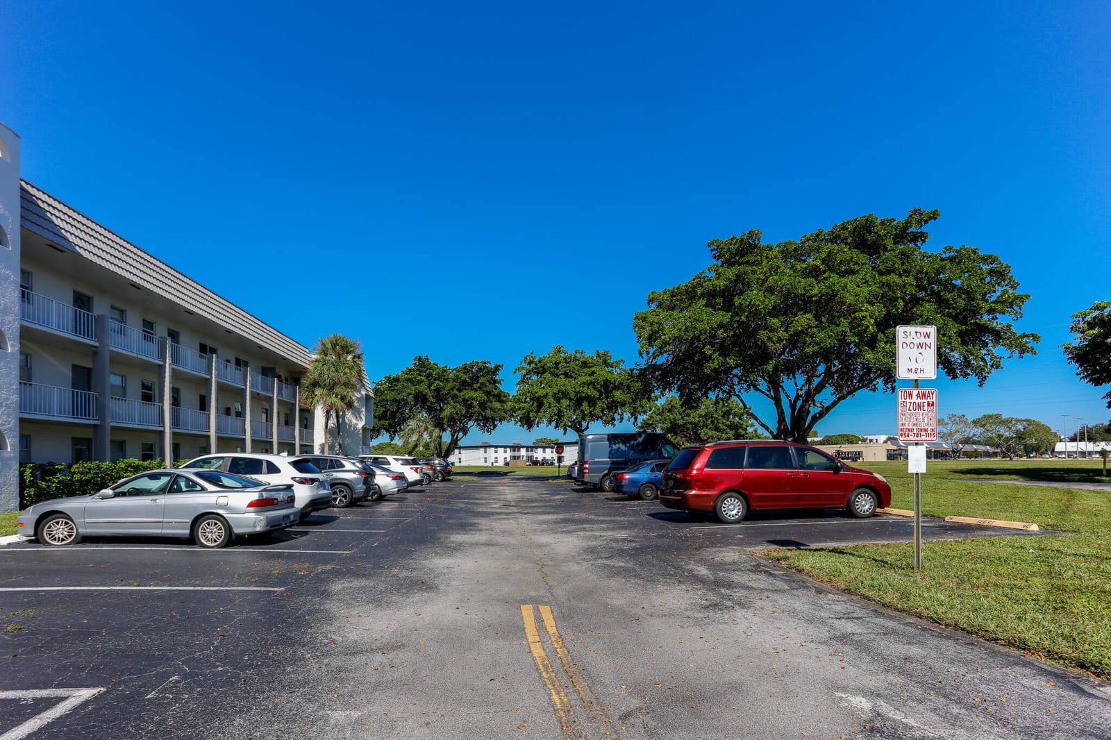 8110 SUNRISE LAKES Boulevard 108, Sunrise, FL 33322 photo 7