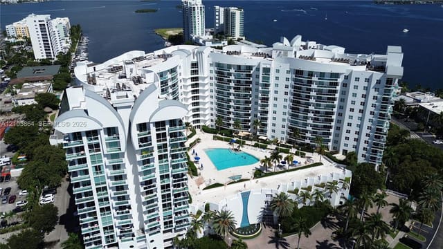 7900 Harbor Island Drive 925, 360 Condo A, North Bay Village, FL