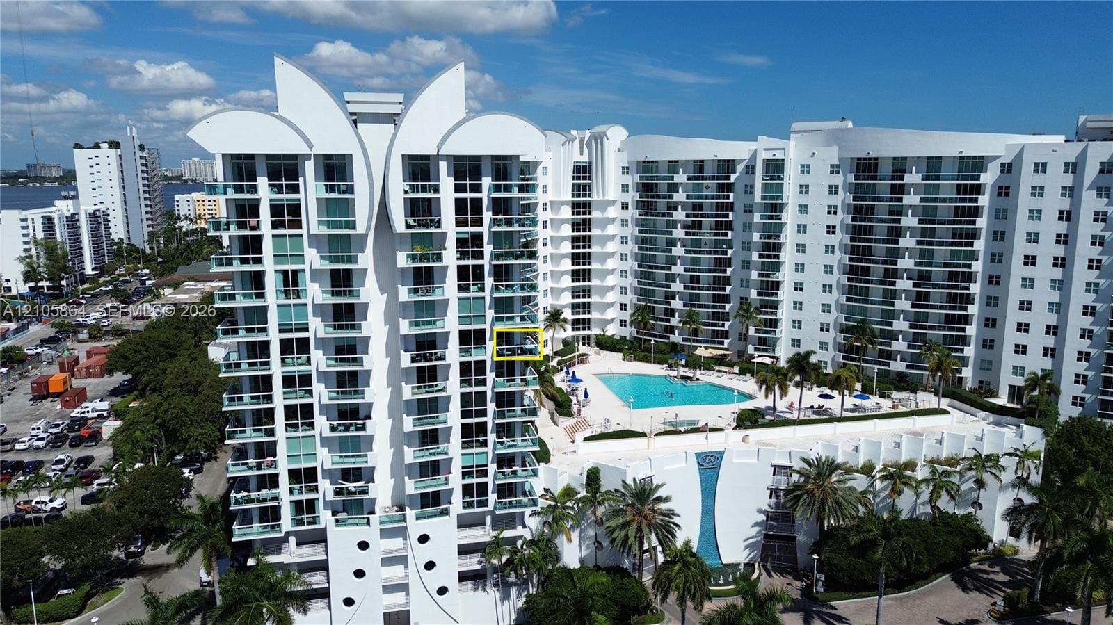7900 Harbor Island Drive 925 — photo 2