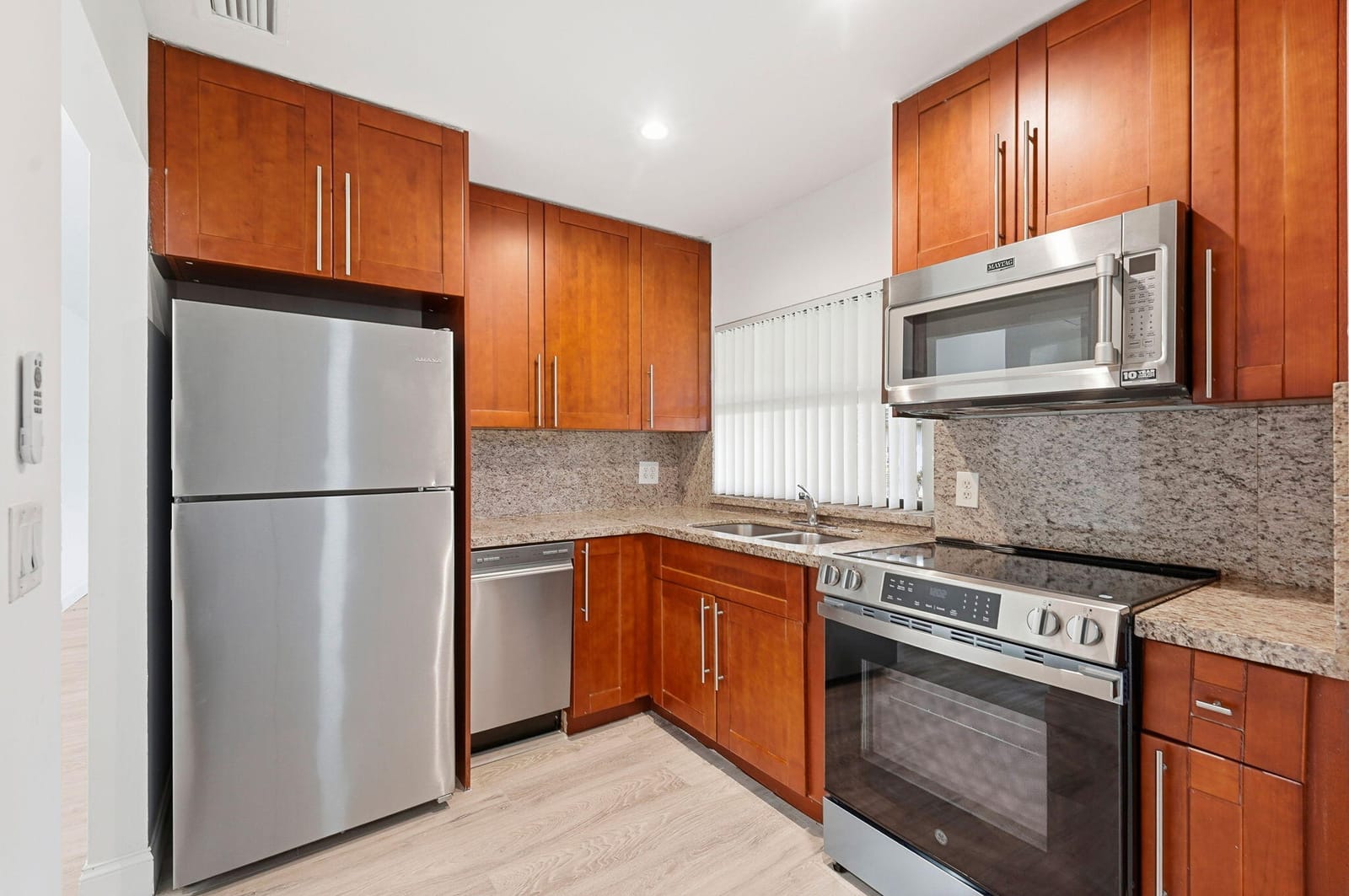 6120 NEWSTEAD Court — photo 8