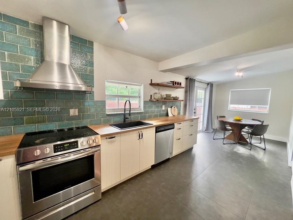 3685 SW 1st Avenue, Miami, FL 33145 photo 4