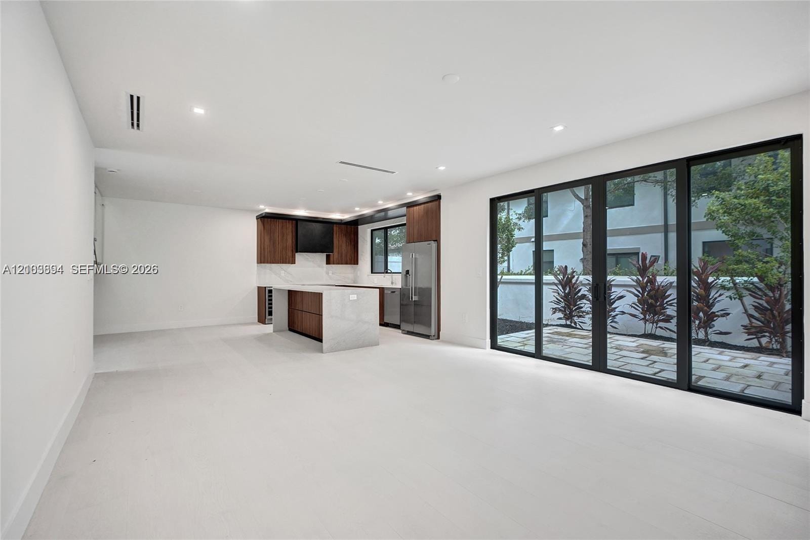 4648 SW 32 Nd Avenue B-3 — photo 9