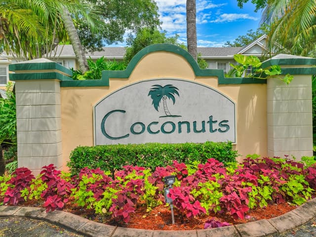 219 Mallory Court, Weston, FL 33326