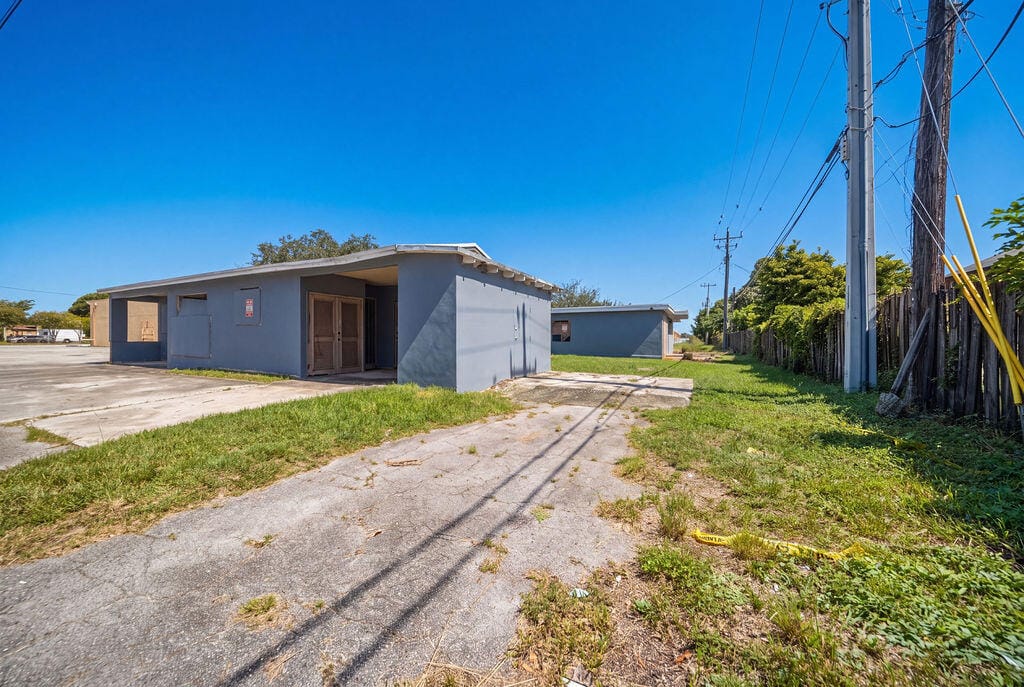 6611 MOSELEY Street — photo 7