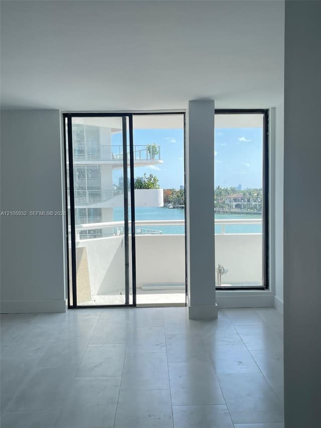 6820 Indian Creek Drive 4D, Indian Creek Cl Marina Co, Miami Beach, FL