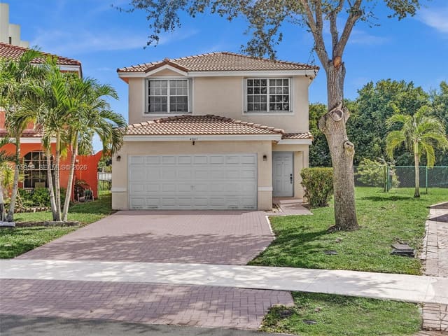 4341 NW 71st Terrace, Lauderhill, FL 33319