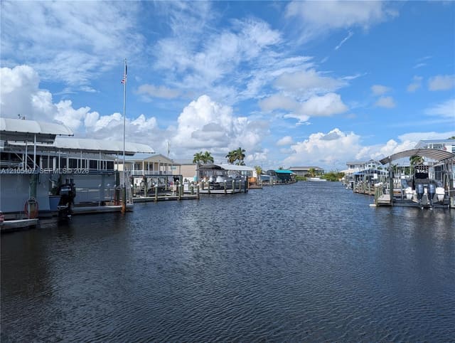 3096 Skipper, St. James City, FL 33956