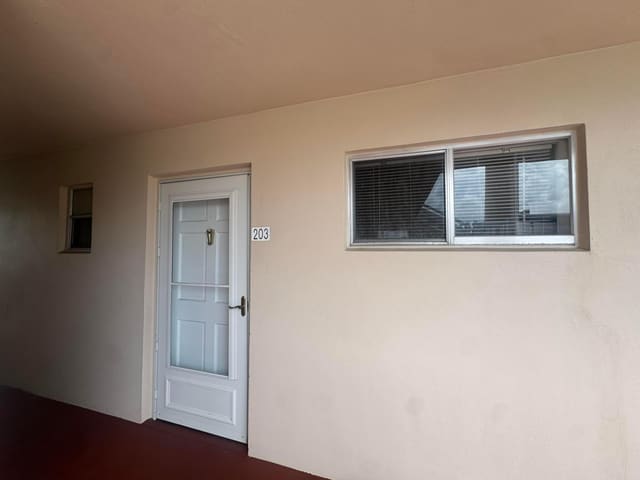 2640 Garden Drive S Apt 203, Lake Worth Beach, FL 33461