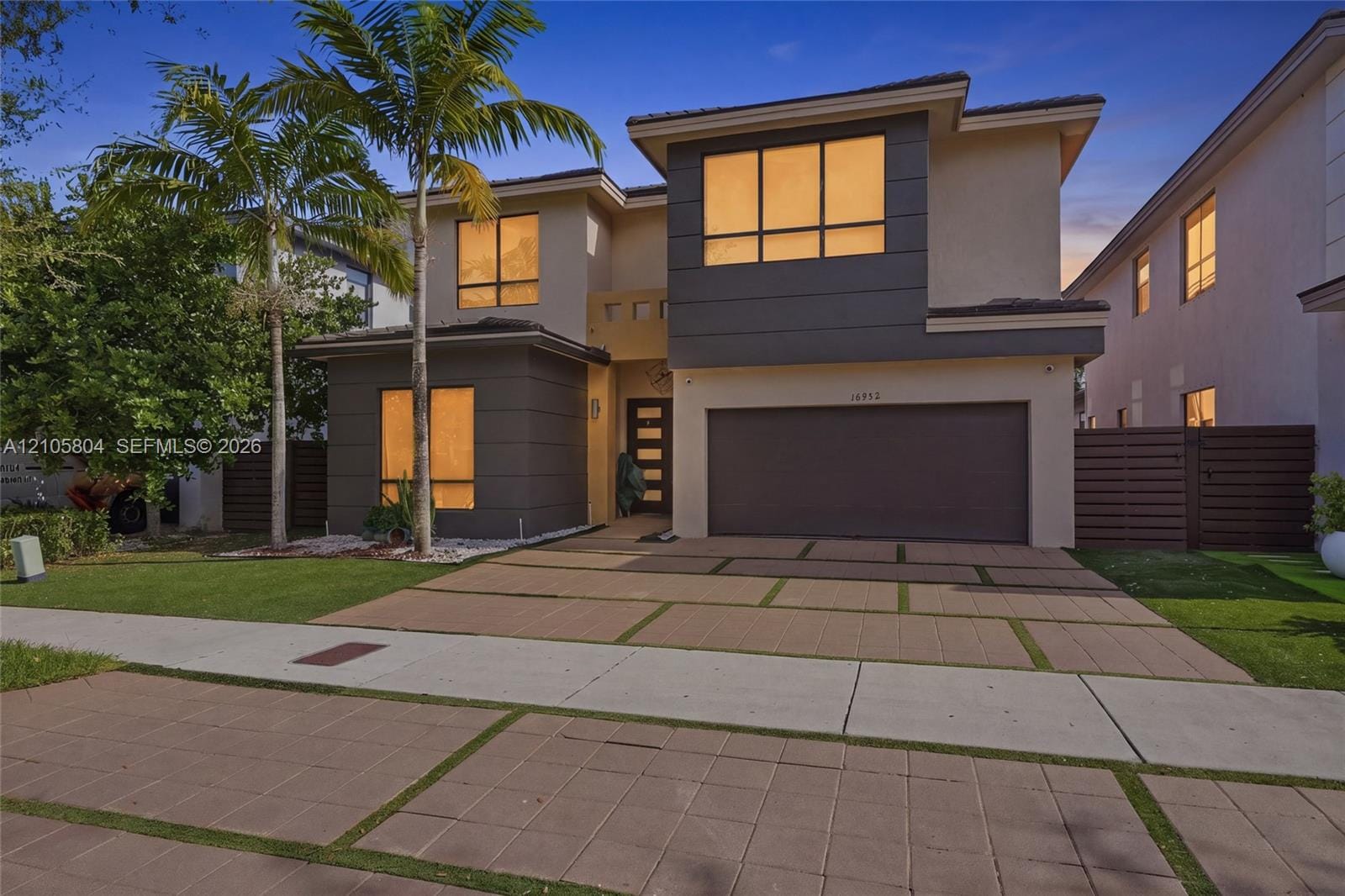 15932 SW 136th Way — photo 5