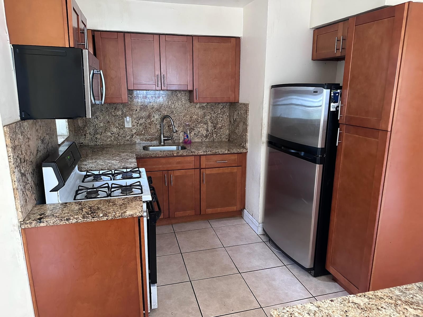 9229 NW 33RD AVE Road — photo 3