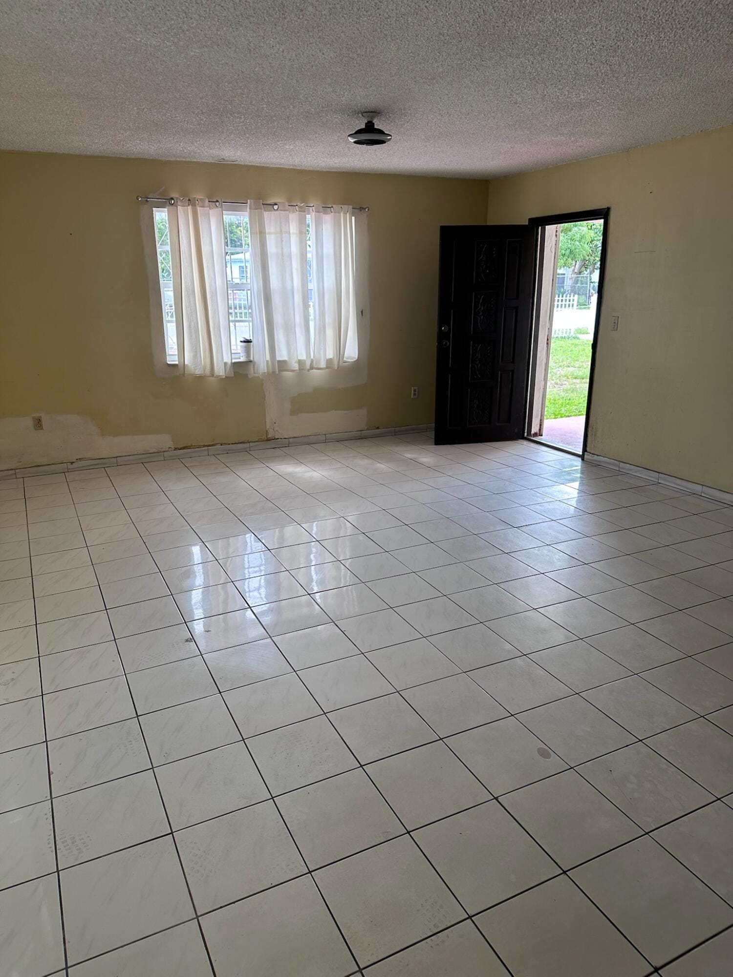 9229 NW 33RD AVE Road — photo 5