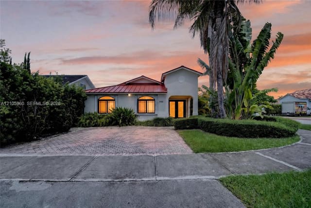 3855 SW 149th Place, Miami, FL 33185