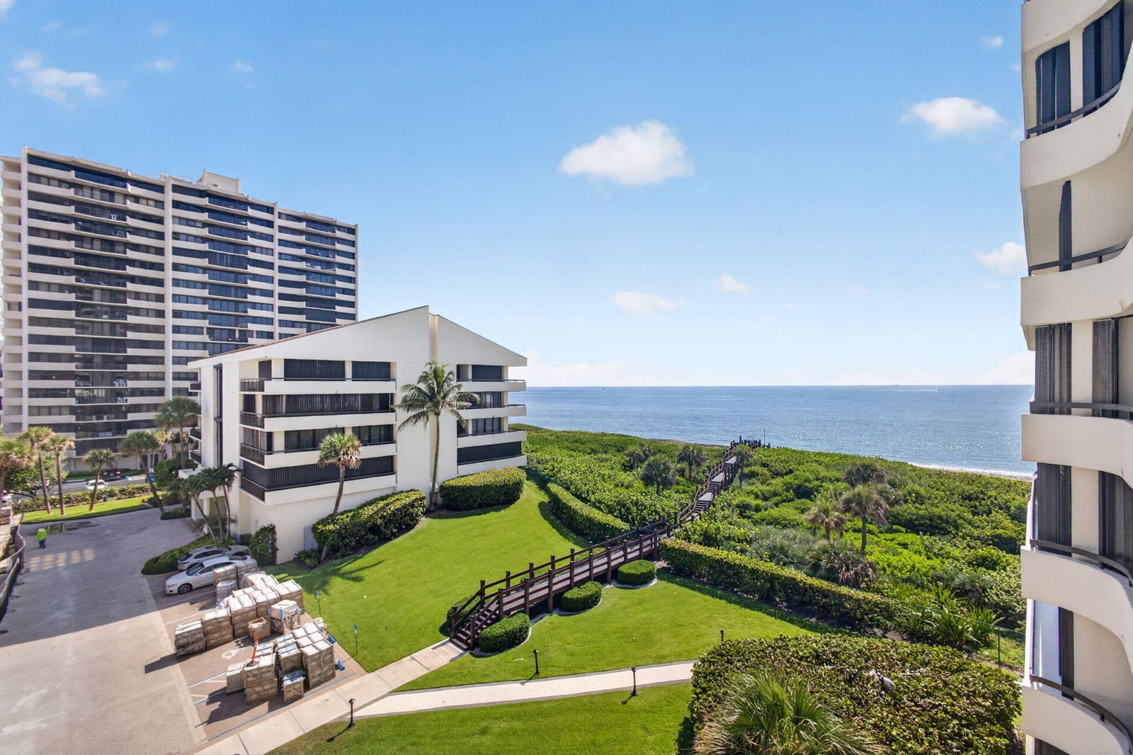 4000 N OCEAN Drive 403, Singer Island, FL 33404