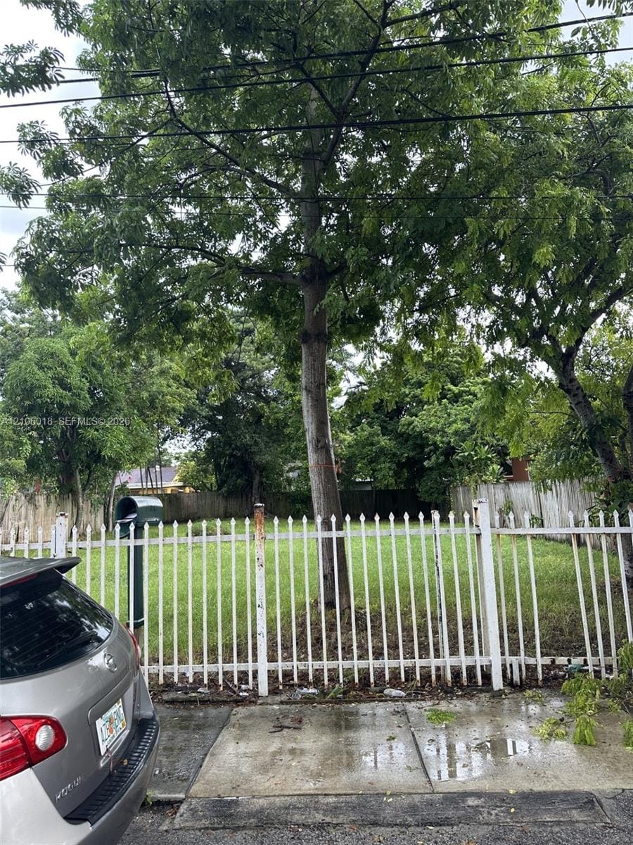 1738 NW 31st Street — photo 1