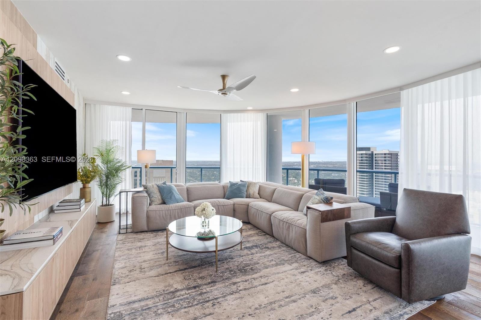 3 bedroom home for sale at 333 Las Olas, Fort Lauderdale, FL 33301 — $2,795,000
