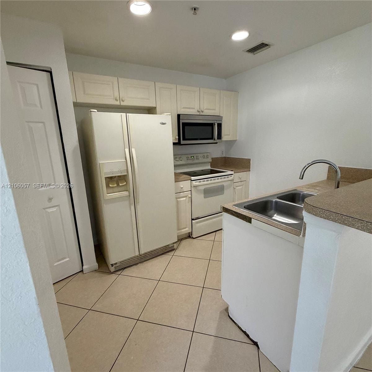 1965 Freeport Lane 1965, Riviera Beach, FL 33404 photo 12
