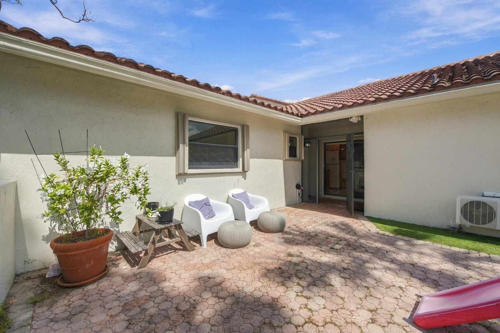 6911 Consolata Street — photo 2